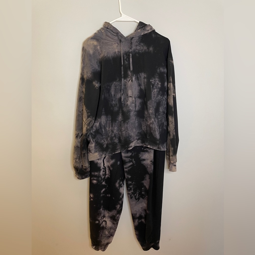 Boohoo Brown Tie Dye Hoodie and Jogger Sweat Tracksuit Set